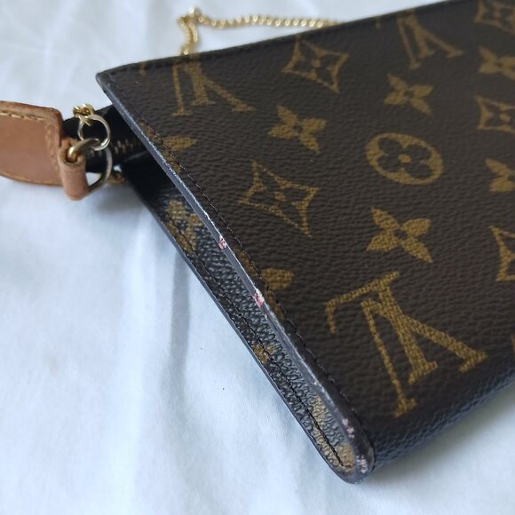 Louis Vuitton Accessory Zip Pouch w/ Removable Chain - Picture 5 of 16